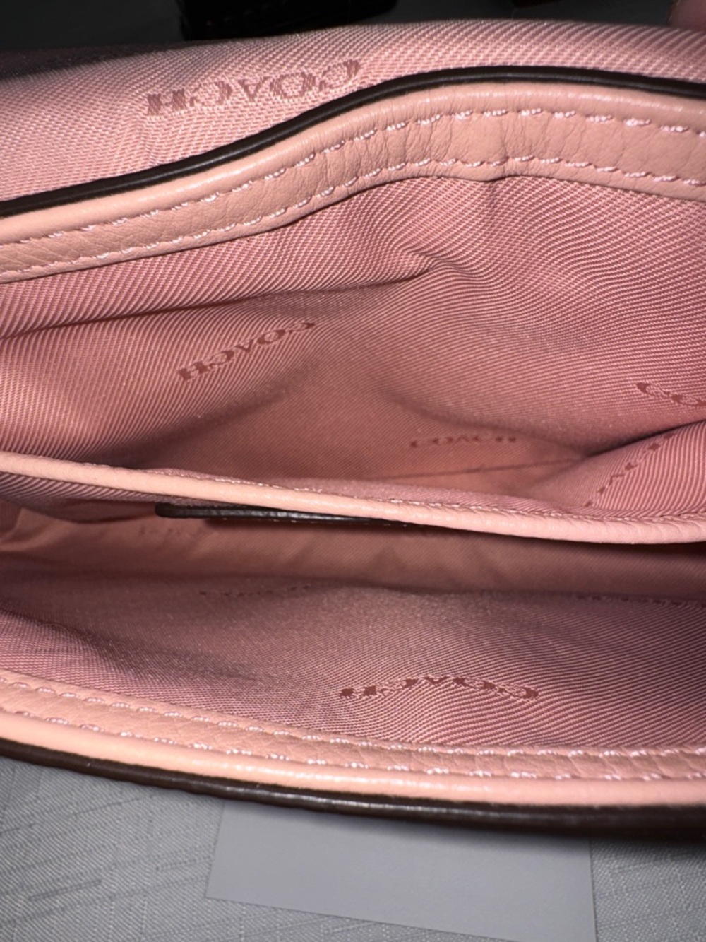 Coach Crosstown Vintage Leather Turnlock Crossbody - Blush Pink - Picture 15 of 16